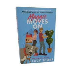 Maggie Moves On House Flipping Humorous Romance by Lucy Score 2022 Paperback *